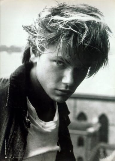 river phoenix Pictures, Images and Photos