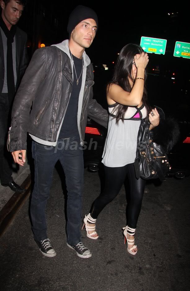 Style - Kourtney Kardashian Style Thread | Page 17 | PurseForum