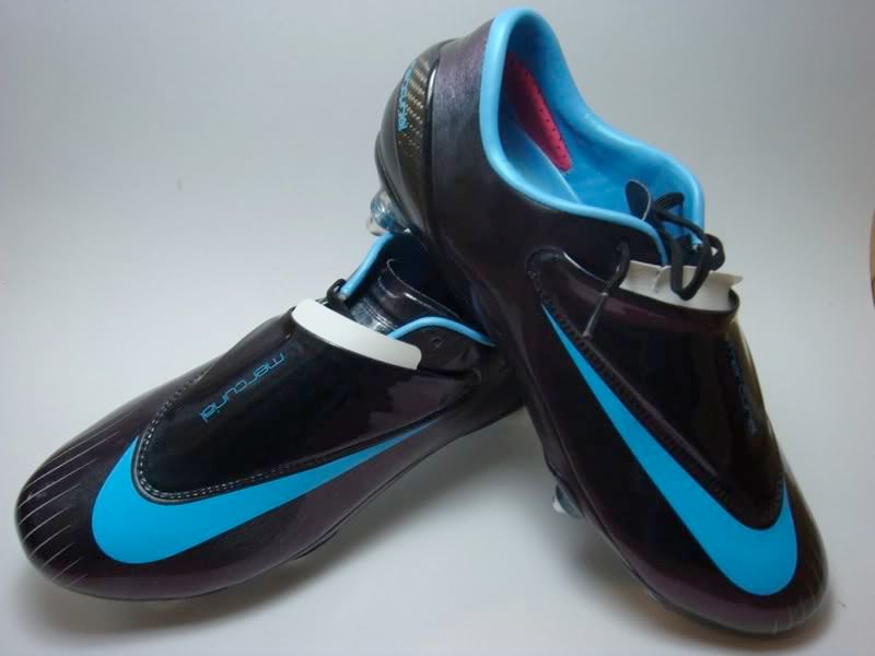 football boots nike mercurial blue. Nike Mercurial Vapor IV