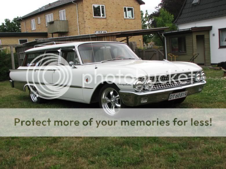 Craigslist 1961 ford sunliner #7